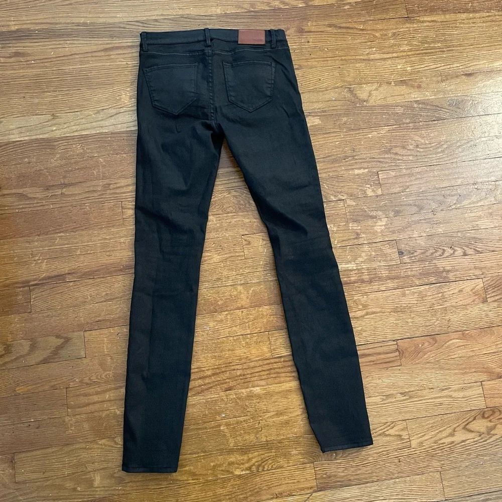MadeWell Women’s Midrise Coated black Skinny Jeans - Picture 2 of 5